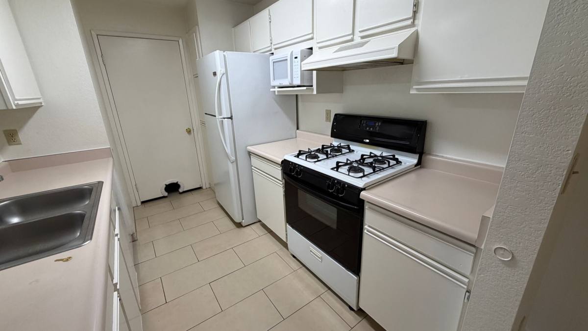 Condo for rent at 2200 S Fort Apache Rd, Las Vegas, NV 89117