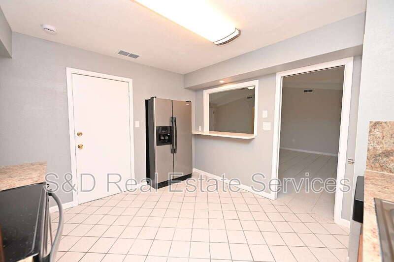 House for rent at 907 Swann Dr, Lakeland, FL 33809