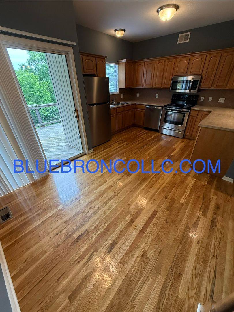 House for rent at 10410 E 45th Terrace, Kansas City, MO 64133