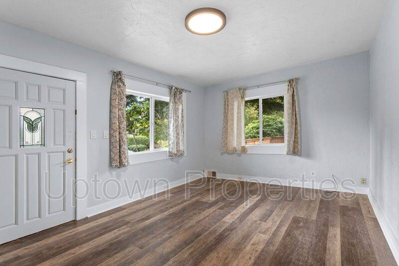 Apartment for rent at 927 N Watts St #A, Portland, OR 97217