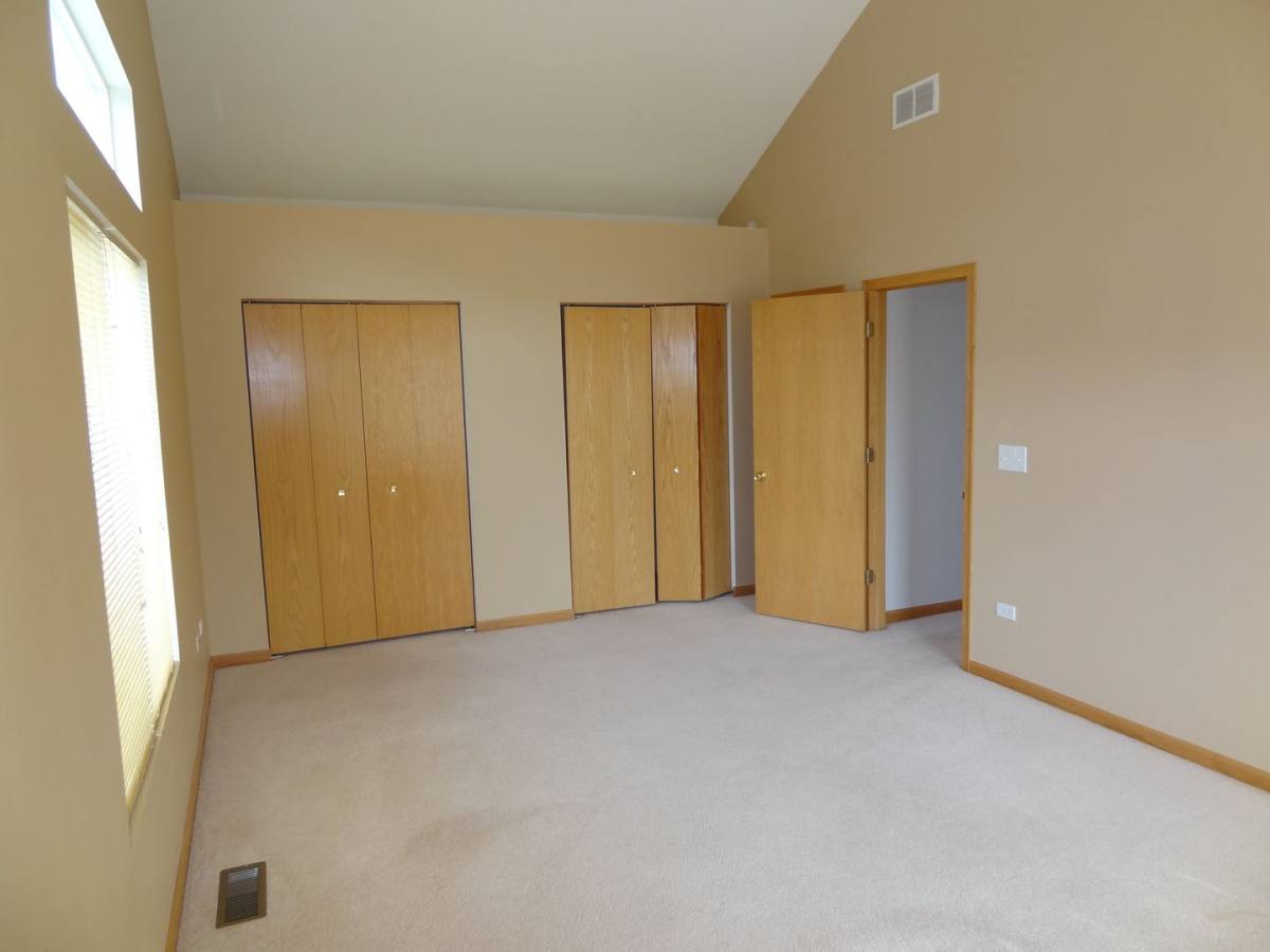 House for rent at 131 Enclave Circle #C, Bolingbrook, IL 60440