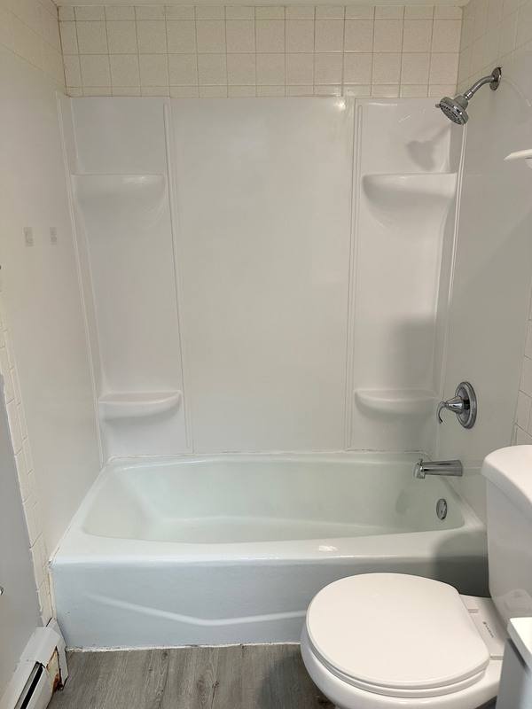 Apartment for rent at 1940 Mark Ave #7, Elgin, IL 60123