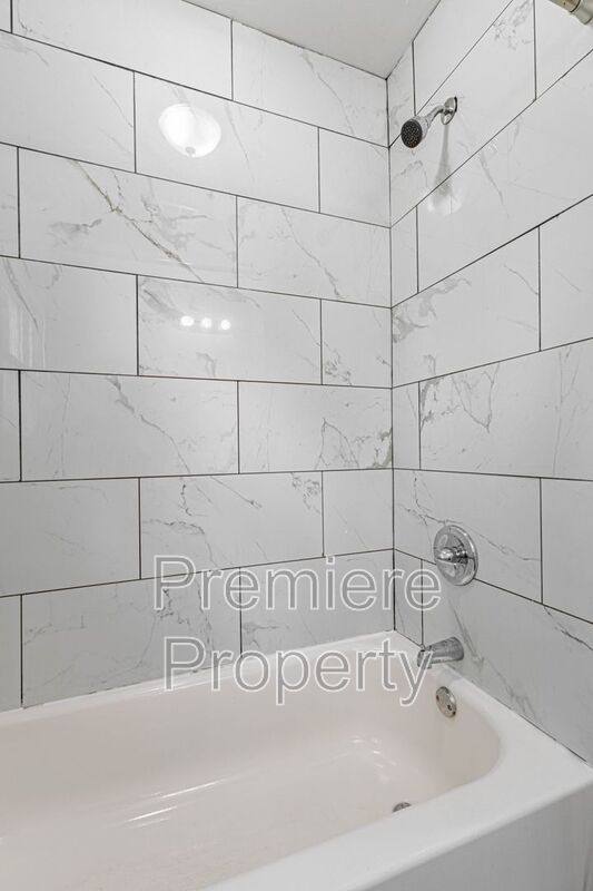 House for rent at 8812 E 86th St, Kansas City, MO 64138