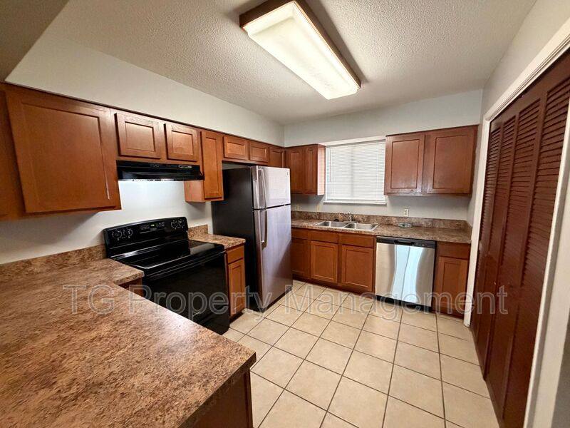 House for rent at 4403 Windergate Dr, Jacksonville, FL 32257