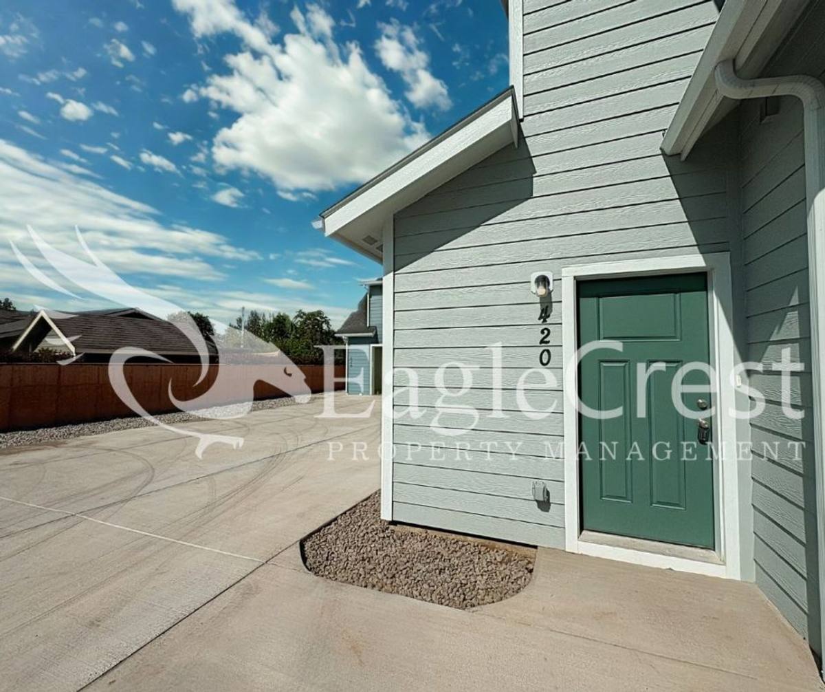 Apartment for rent at 420-426 Ankeny St, Walla Walla, WA 99362