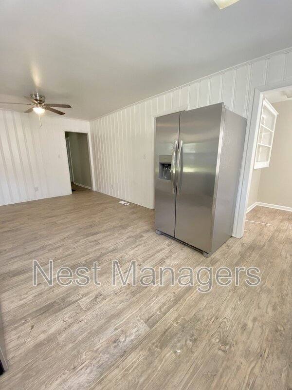 House for rent at 3808 Hartwell Rd, Fayetteville, NC 28304