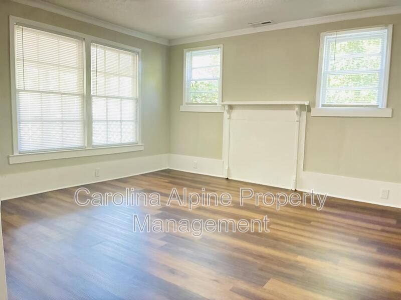 House for rent at 407 Digh St, Gastonia, NC 28052