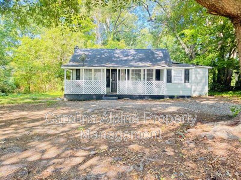 House for rent at 407 Digh St, Gastonia, NC 28052