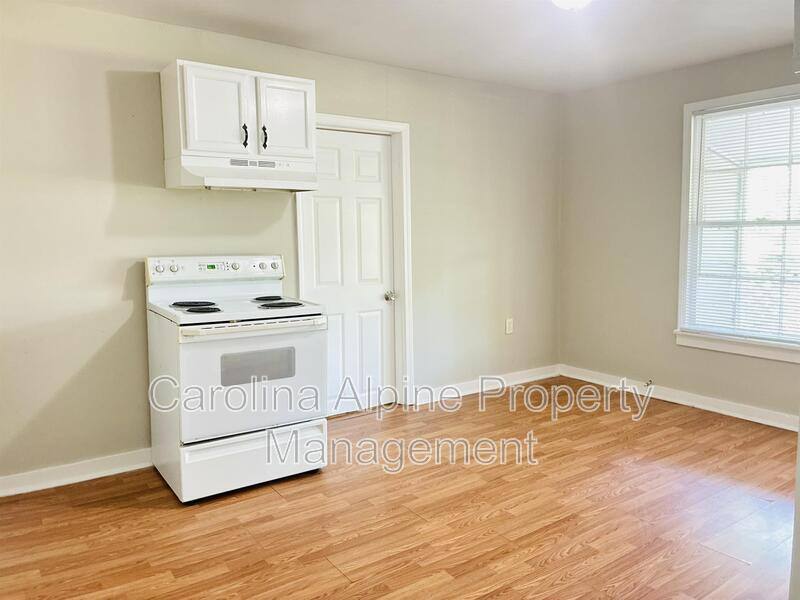 House for rent at 407 Digh St, Gastonia, NC 28052