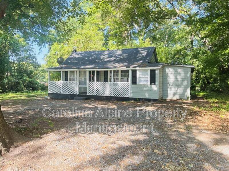 House for rent at 407 Digh St, Gastonia, NC 28052