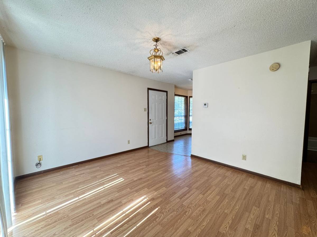 Apartment for rent at 329 331 S Maple St, Ruston, LA 71270