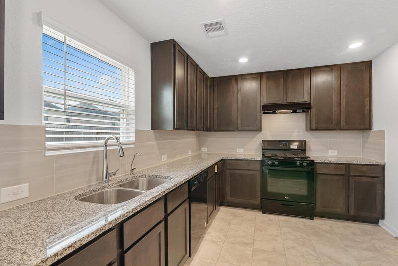 House for rent at 647 Ash Mill Dr, Houston, TX 77090