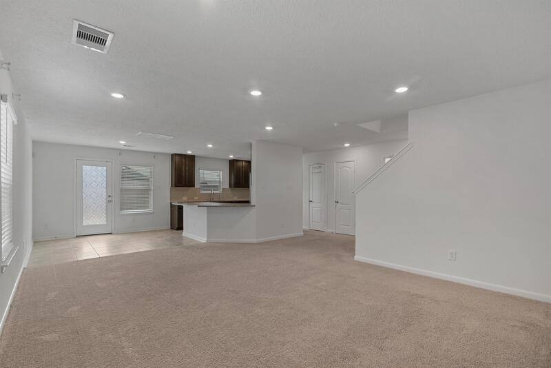 House for rent at 647 Ash Mill Dr, Houston, TX 77090