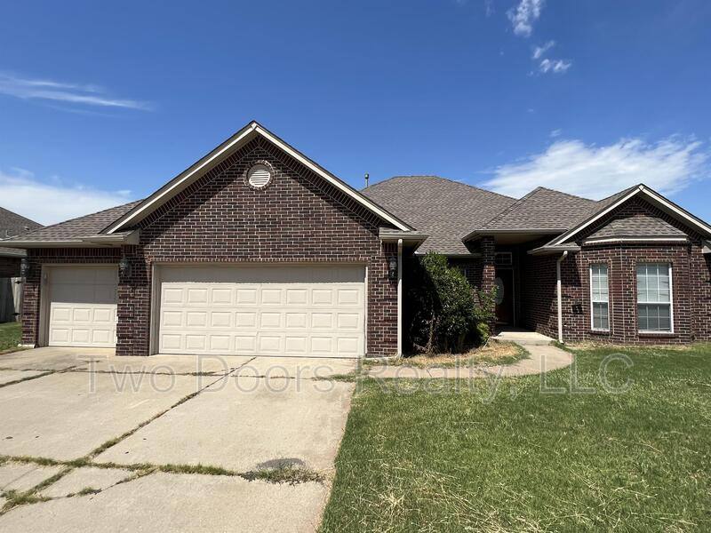 House for rent at 2321 SW 94th St, Oklahoma City, OK 73159
