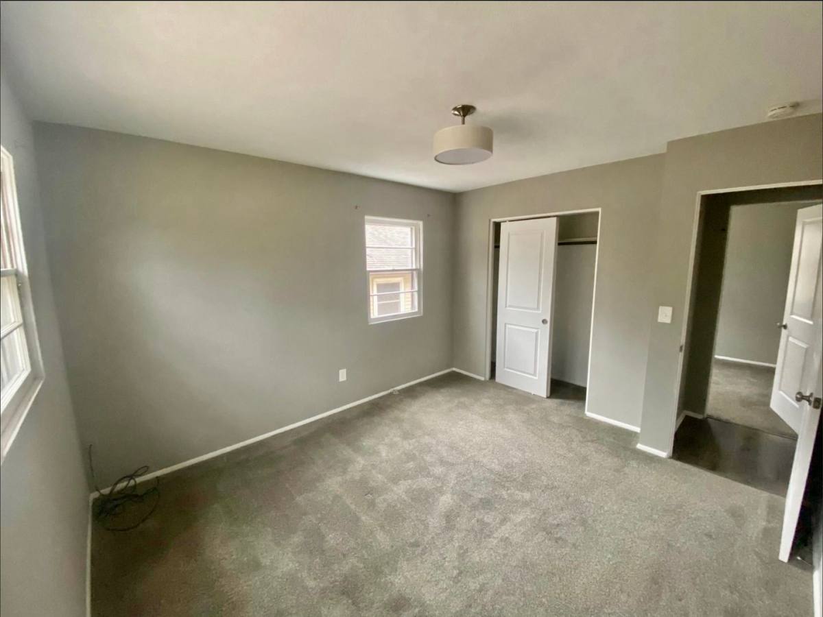 House for rent at 825 Orlando Ave SE, Grand Rapids, MI 49546
