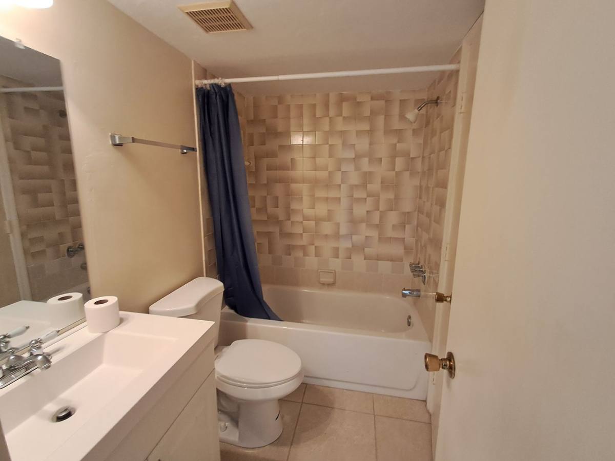 Apartment for rent at 22523 Westchester Blvd, Punta Gorda, FL 33980