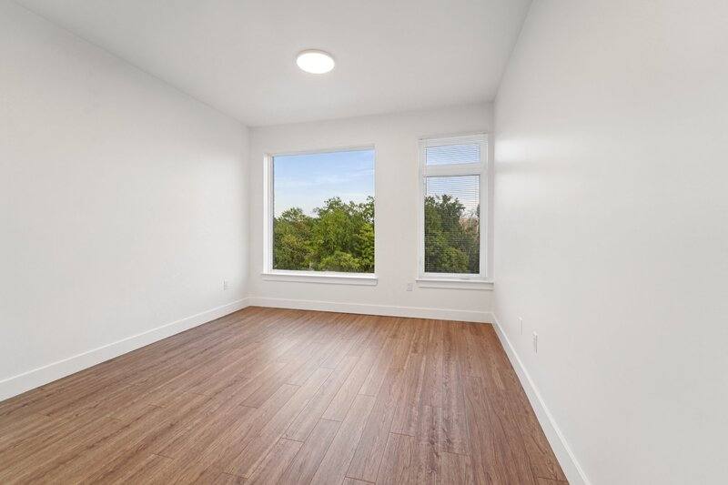 Apartment for rent at 475 William St, East Orange, NJ 07017