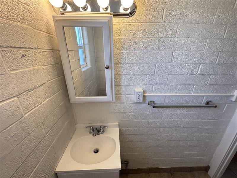 Apartment for rent at 1643 S State St #4, Orem, UT 84097