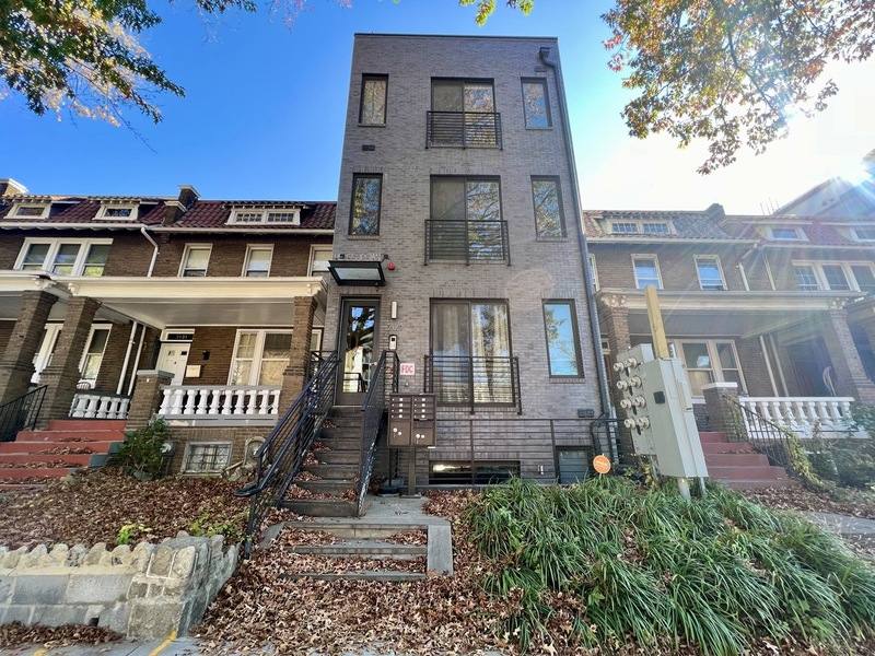Apartment for rent at 7129 Georgia Ave NW #4, Washington, DC 20012