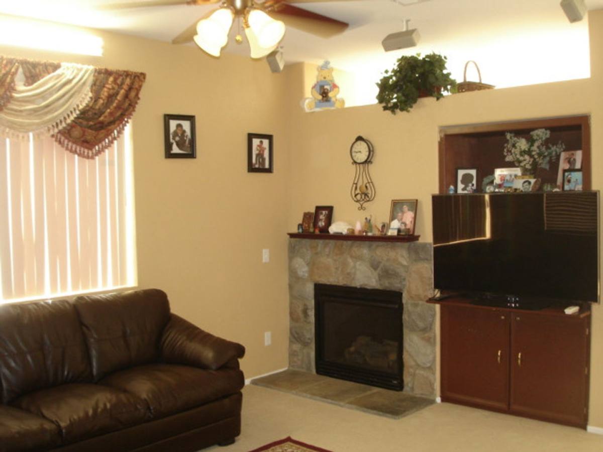 House for rent at 29454 Shannon Court, Canyon Country, CA 91387