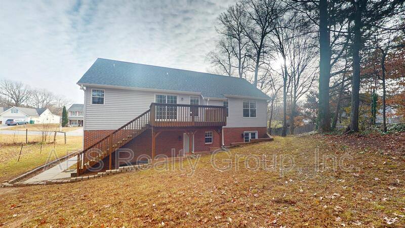 House for rent at 1636 Harper Spring Dr, Clemmons, NC 27012