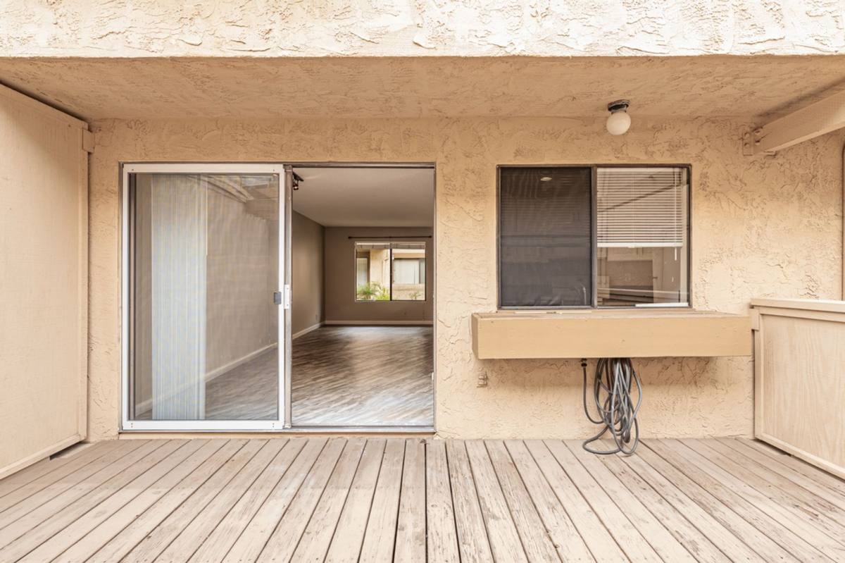 Apartment for rent at 8304 Via Sonoma, La Jolla, CA 92037
