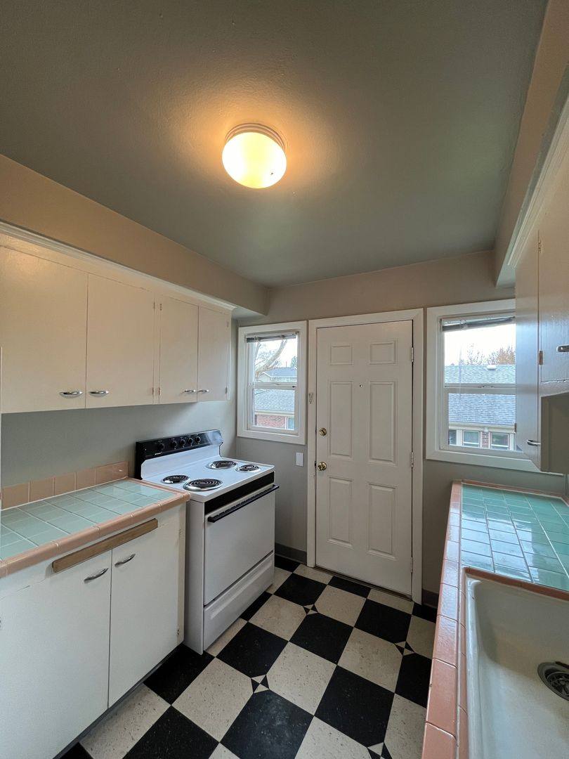 Apartment for rent at 1430 NE Mason St, Portland, OR 97211