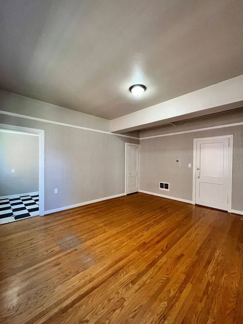 Apartment for rent at 1431 NE 21st Ave, Portland, OR 97232