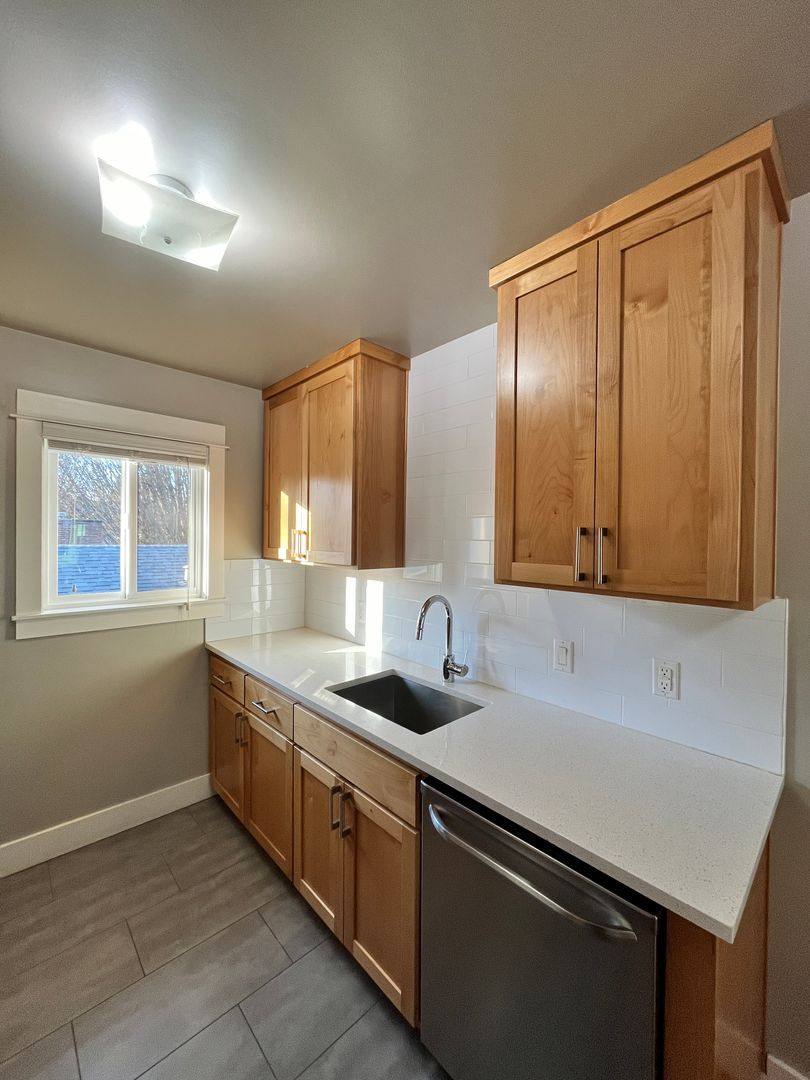 Apartment for rent at 3101 SE Morrison St, Portland, OR 97214