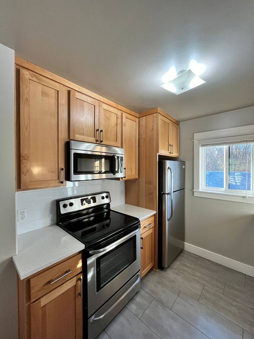 Apartment for rent at 3101 SE Morrison St, Portland, OR 97214