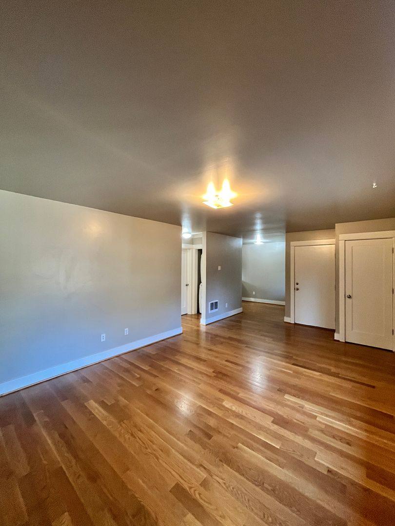Apartment for rent at 3101 SE Morrison St, Portland, OR 97214