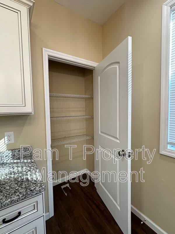 Apartment for rent at 1202 E 37th #A Ds, Savannah, GA 31401