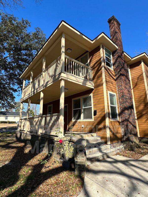 Apartment for rent at 1202 E 37th #A Ds, Savannah, GA 31401