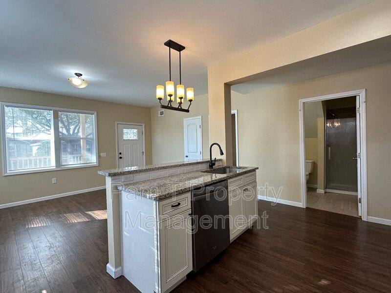 Apartment for rent at 1202 E 37th #A Ds, Savannah, GA 31401
