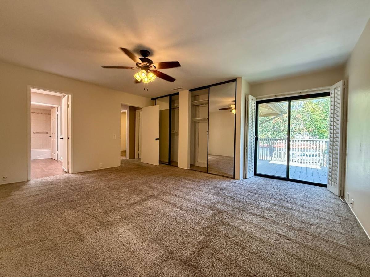 Townhouse for rent at 5995 Caminito Yucatan, San Diego, CA 92108