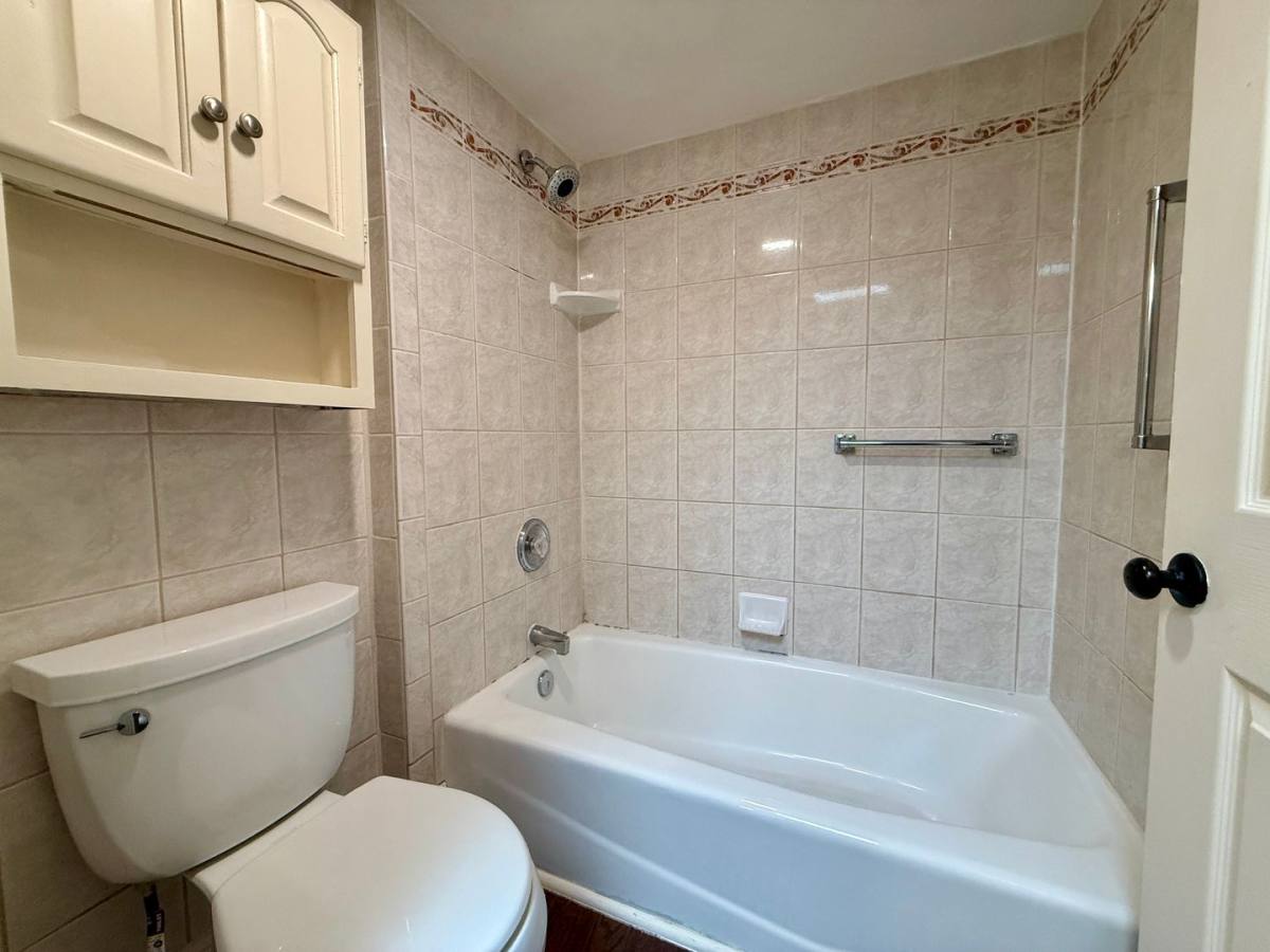 Townhouse for rent at 5995 Caminito Yucatan, San Diego, CA 92108
