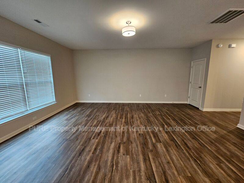 House for rent at 121 Forester Court, Nicholasville, KY 40356
