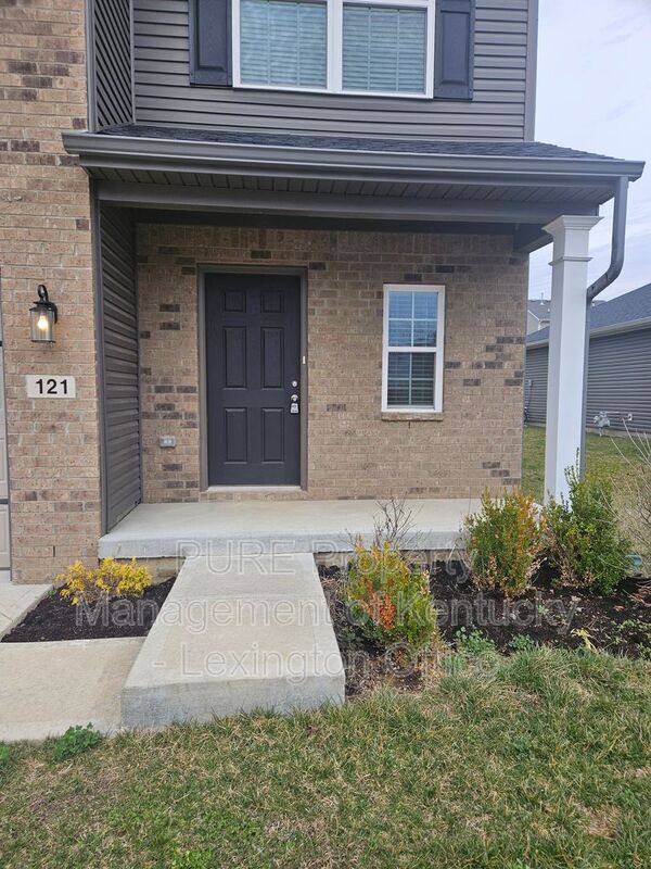 House for rent at 121 Forester Court, Nicholasville, KY 40356