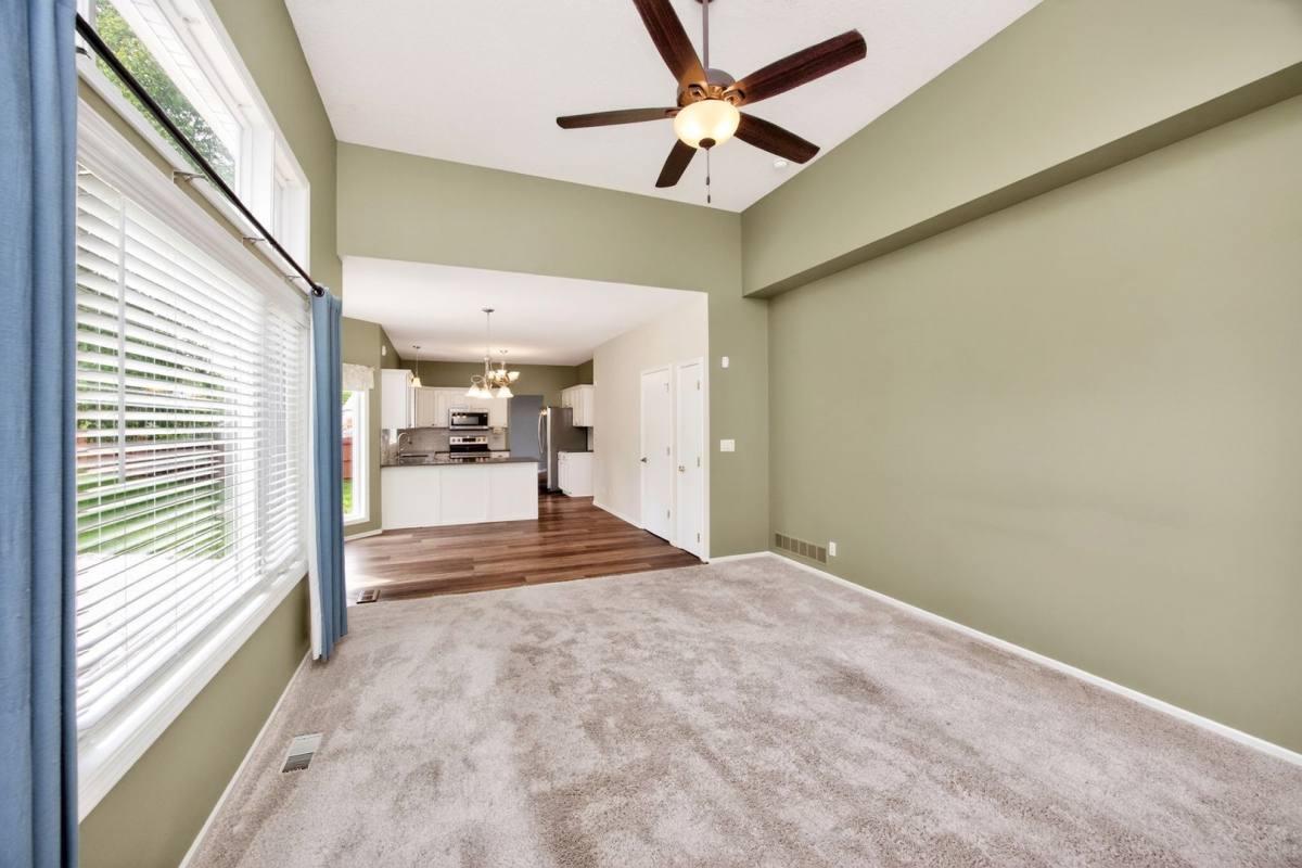 House for rent at 5226 SE 31st Court, Des Moines, IA 50320