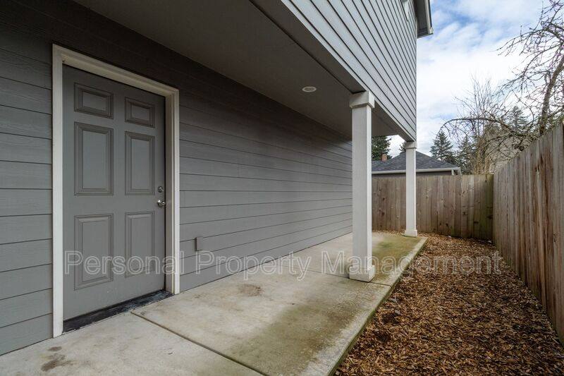 House for rent at 3308 E 24th Circle, Vancouver, WA 98661