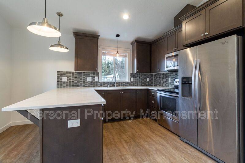 House for rent at 3308 E 24th Circle, Vancouver, WA 98661