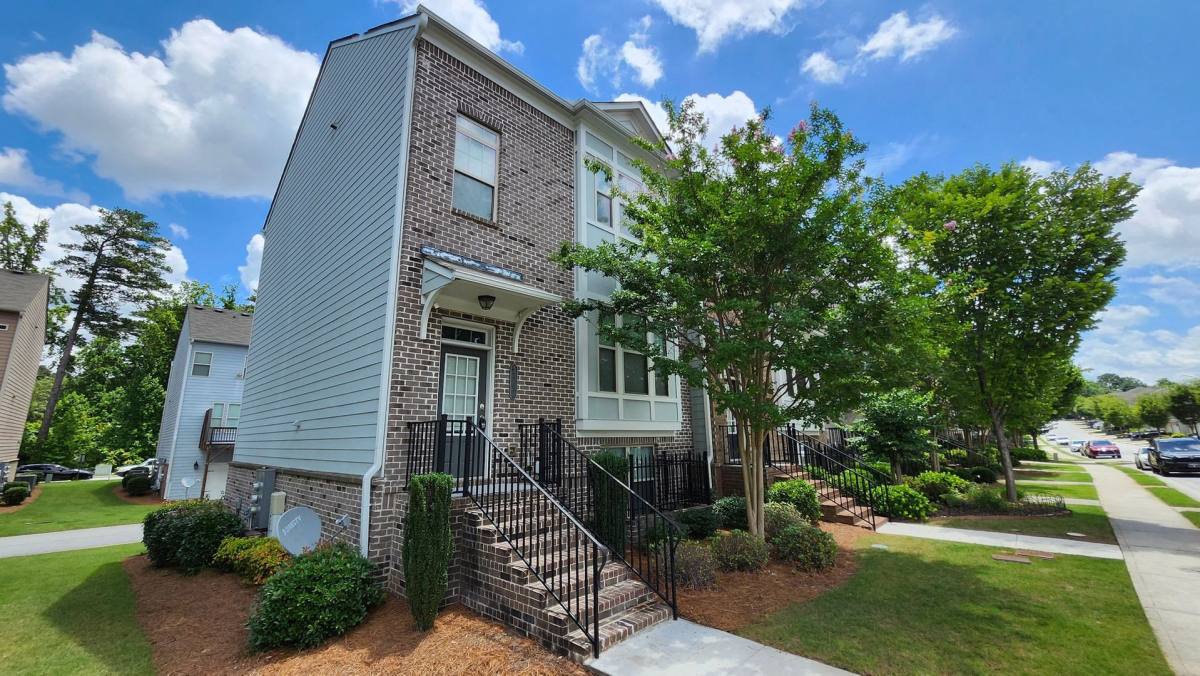 Townhouse for rent at 2669 Village Park Bend, Duluth, GA 30096