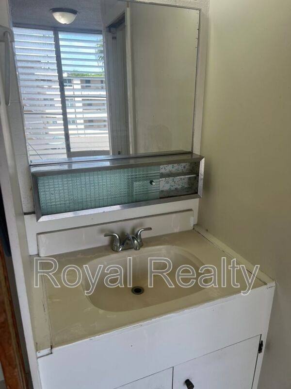 Apartment for rent at 2649 Varsity Place #202, Honolulu, HI 96822