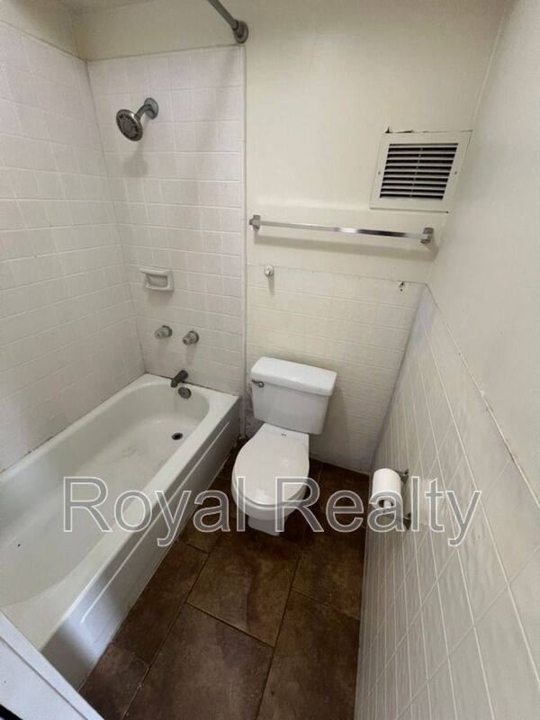 Apartment for rent at 2649 Varsity Place #202, Honolulu, HI 96822
