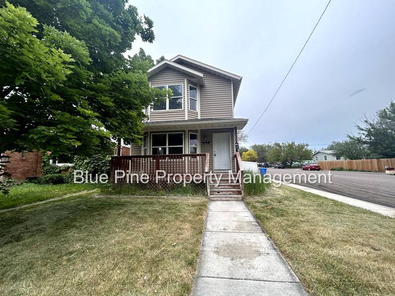 House for rent at 648 E Poplar St, Pocatello, ID 83201