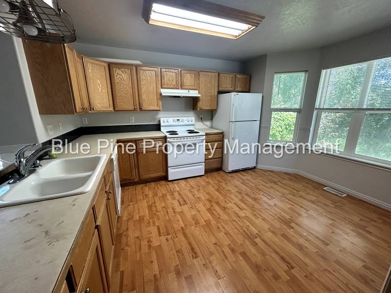 House for rent at 648 E Poplar St, Pocatello, ID 83201