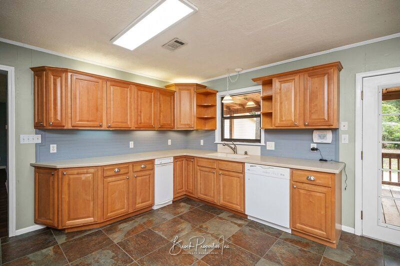 House for rent at 1511 Woodchuck Ave, Pensacola, FL 32504