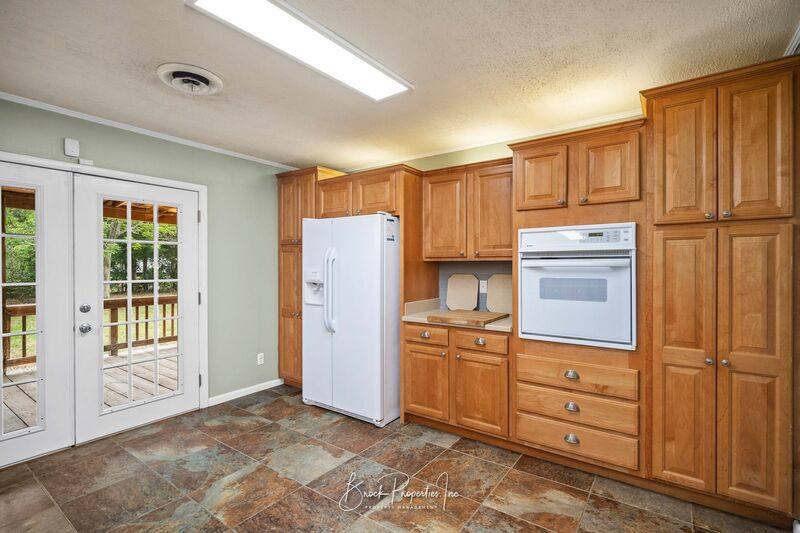 House for rent at 1511 Woodchuck Ave, Pensacola, FL 32504