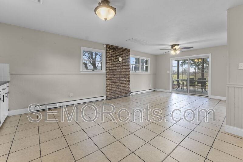 House for rent at 233 County Rd #341, Jackson, MO 63755
