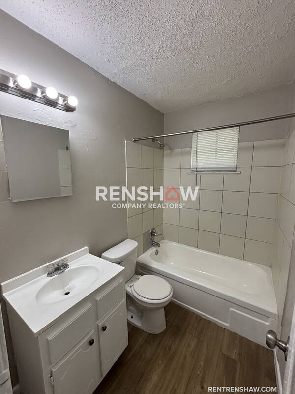 Apartment for rent at 797 Richmond Ave #6, Memphis, TN 38106